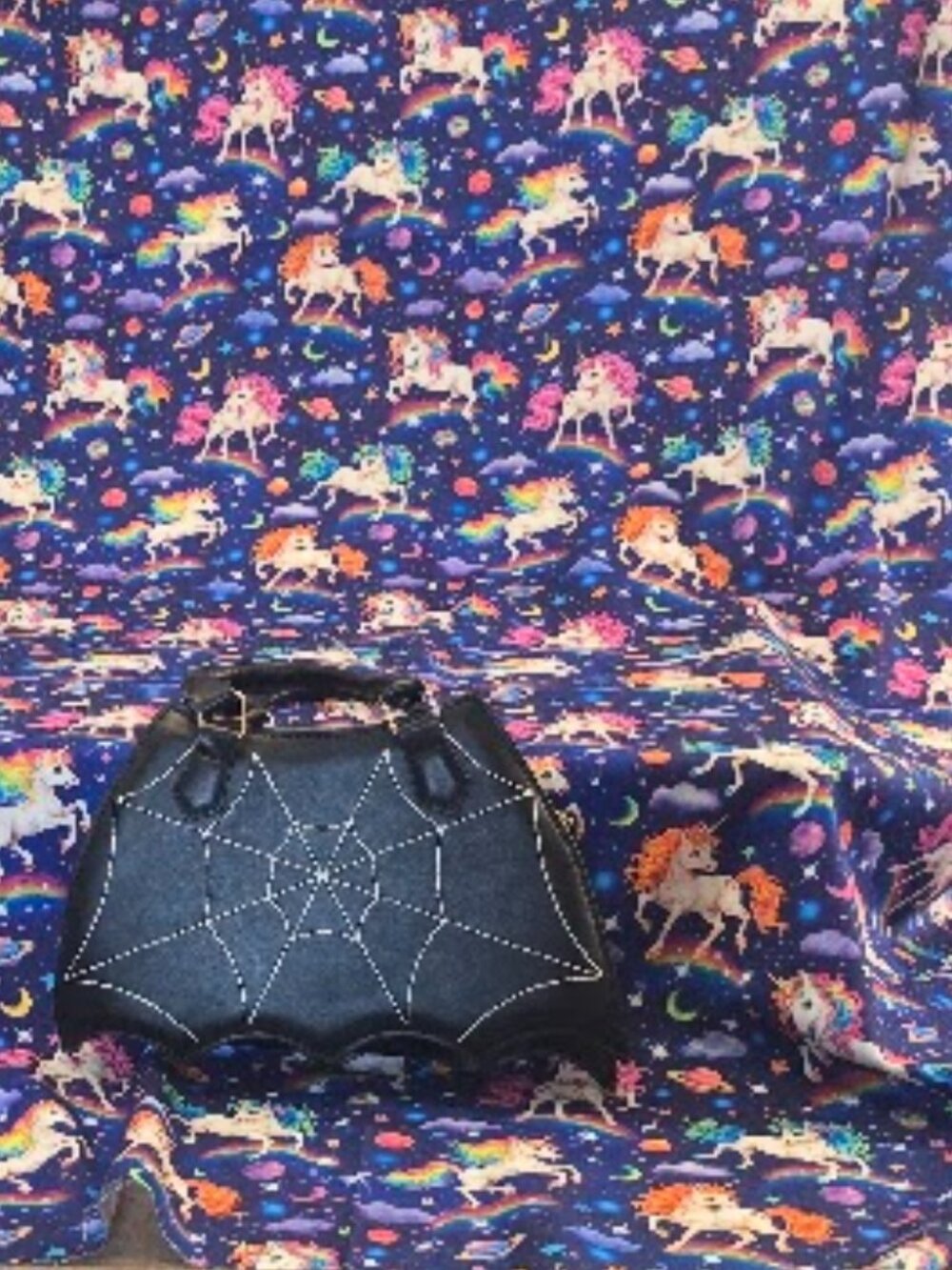 Here is a complete, ready-to-use sales listing draft for this batwing spiderweb